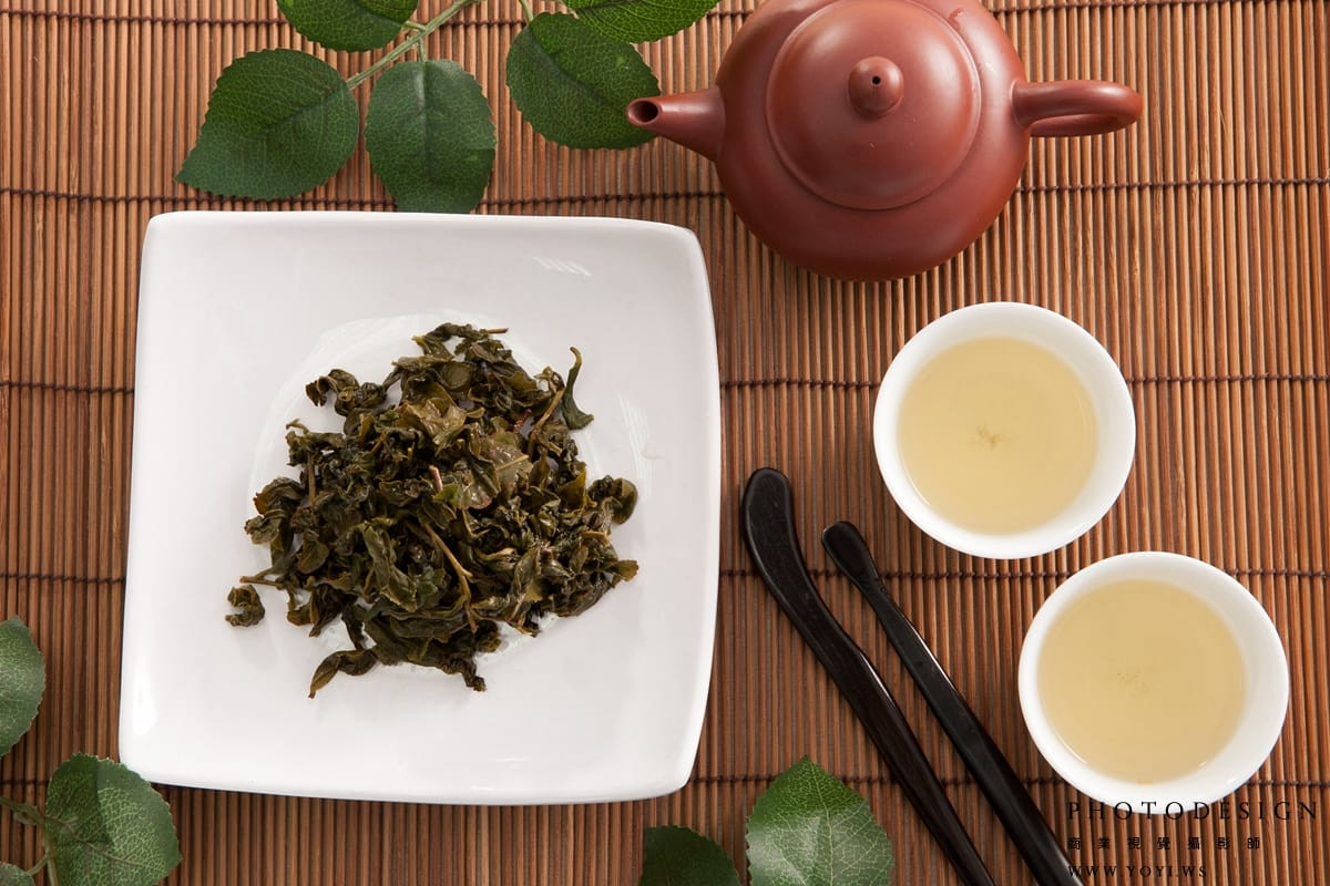茶具與茶葉場景擺拍攝影，營造專業茶道氛圍，尋找商業攝影師請洽詢。