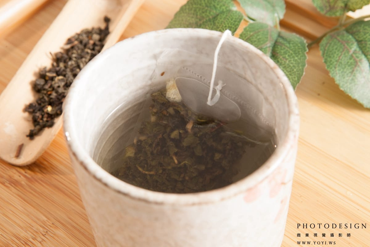 阿榮伯茶葉包裝與產品細節攝影，專業電商圖片製作與色彩校正。