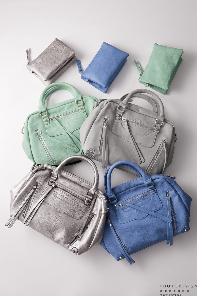 商業攝影 - 流浪包在戶外自然光下的形象廣告，高雄