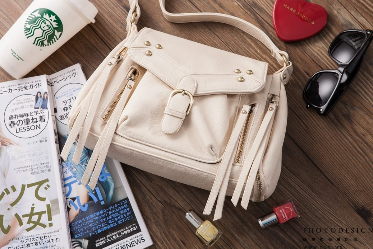 女包****形象廣告 - 毛絨材質包包的創意情境擺拍