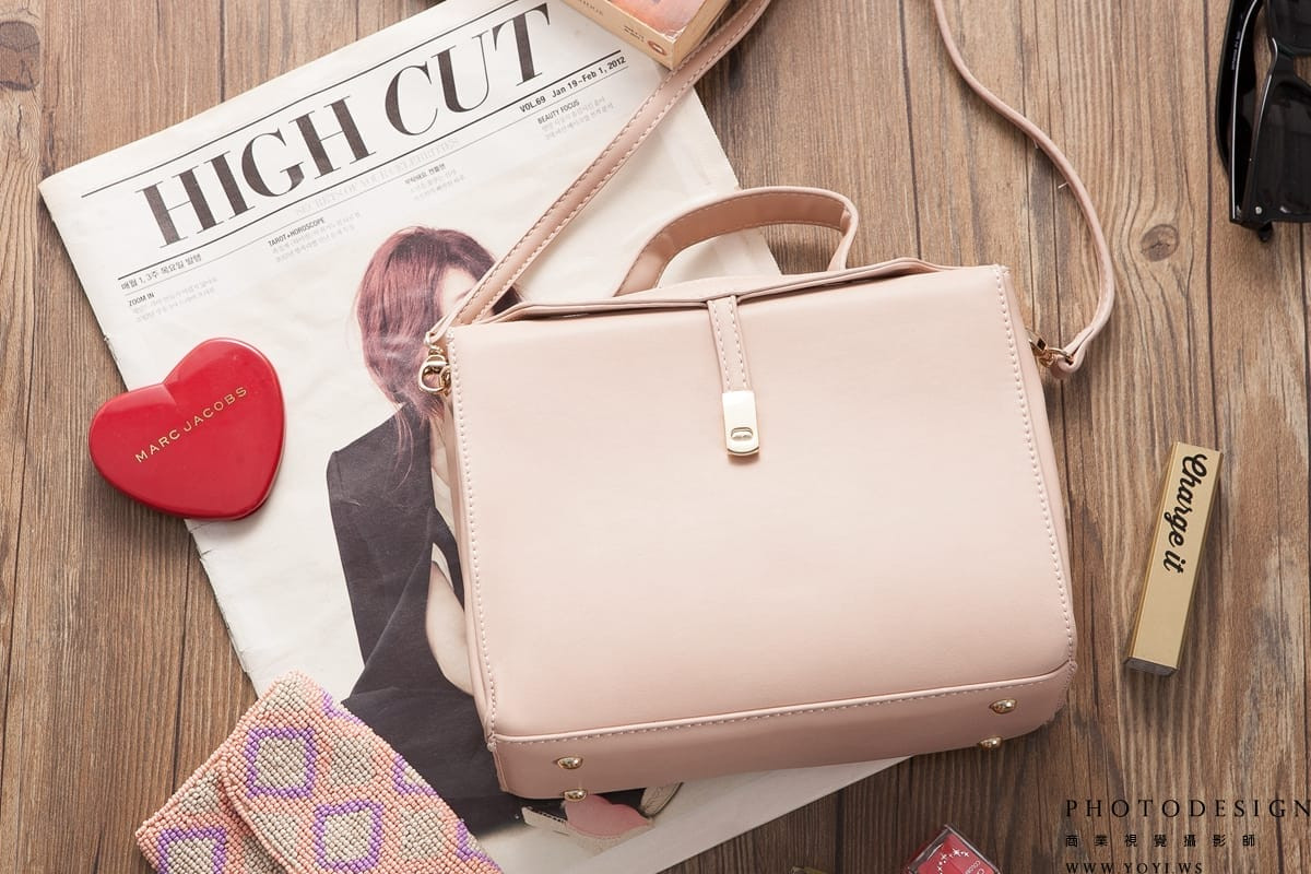 專業包包攝影師 - 旅行箱或登機箱的戶外情境廣告，高雄