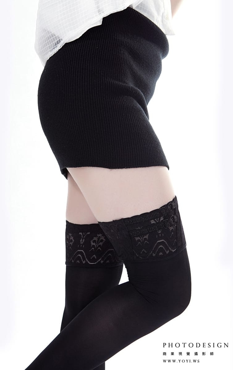 台北商業攝影師 - 絲襪與精緻鞋子的特寫組合，高質感