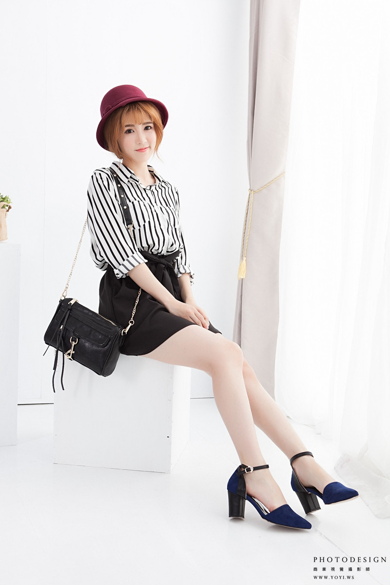 服裝電商攝影 - 背心與短褲的夏季清爽組合，內景棚拍