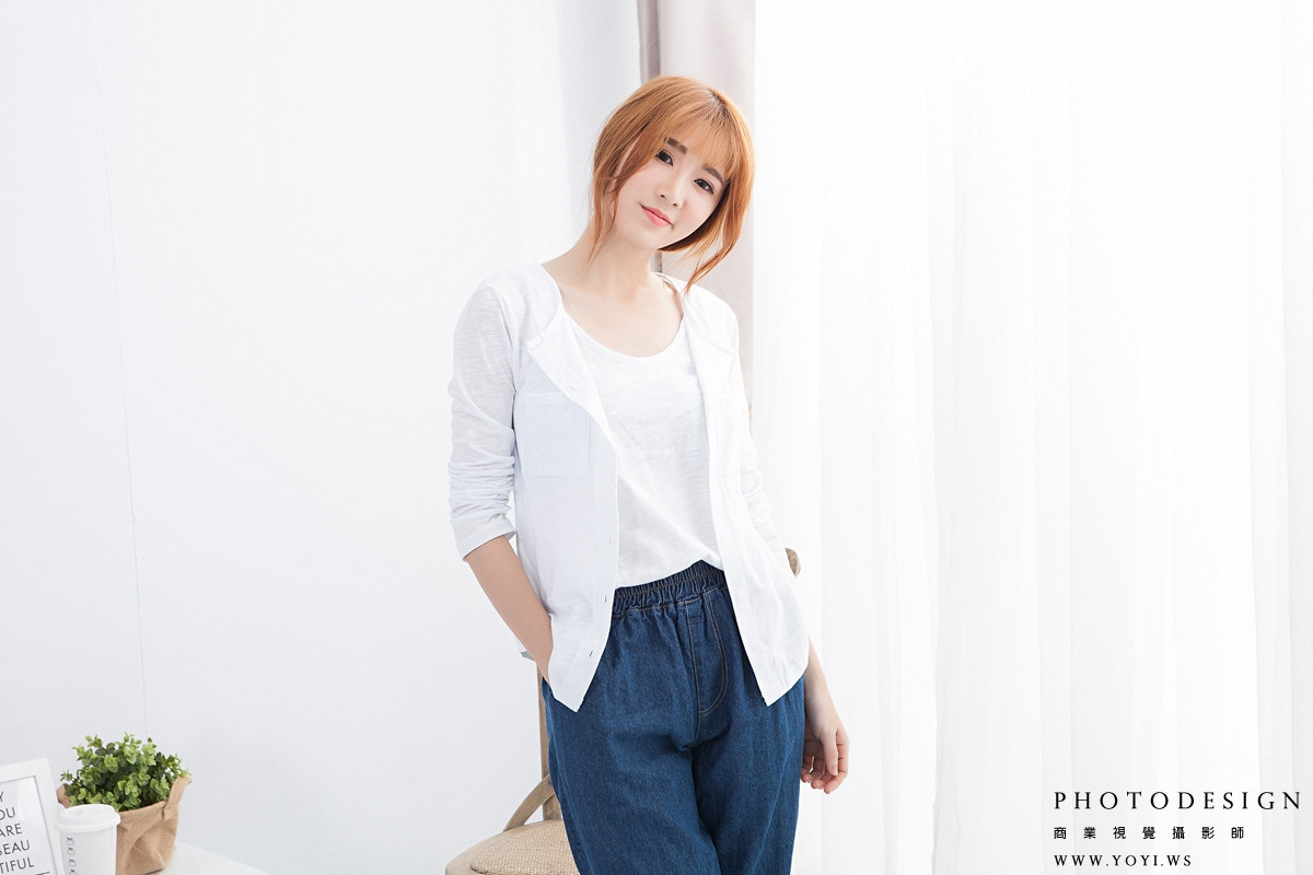 專業服飾攝影師 - 捕捉模特兒的表情與服裝氛圍，商業攝影