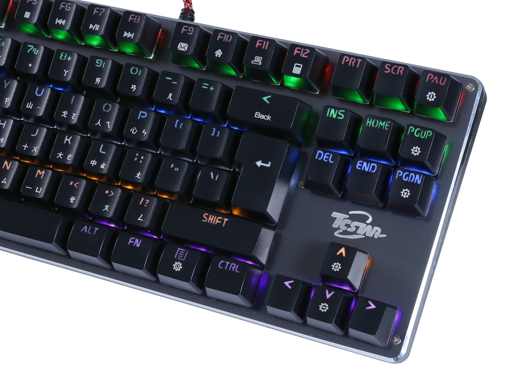 炫光有線電競鍵盤攝影 1