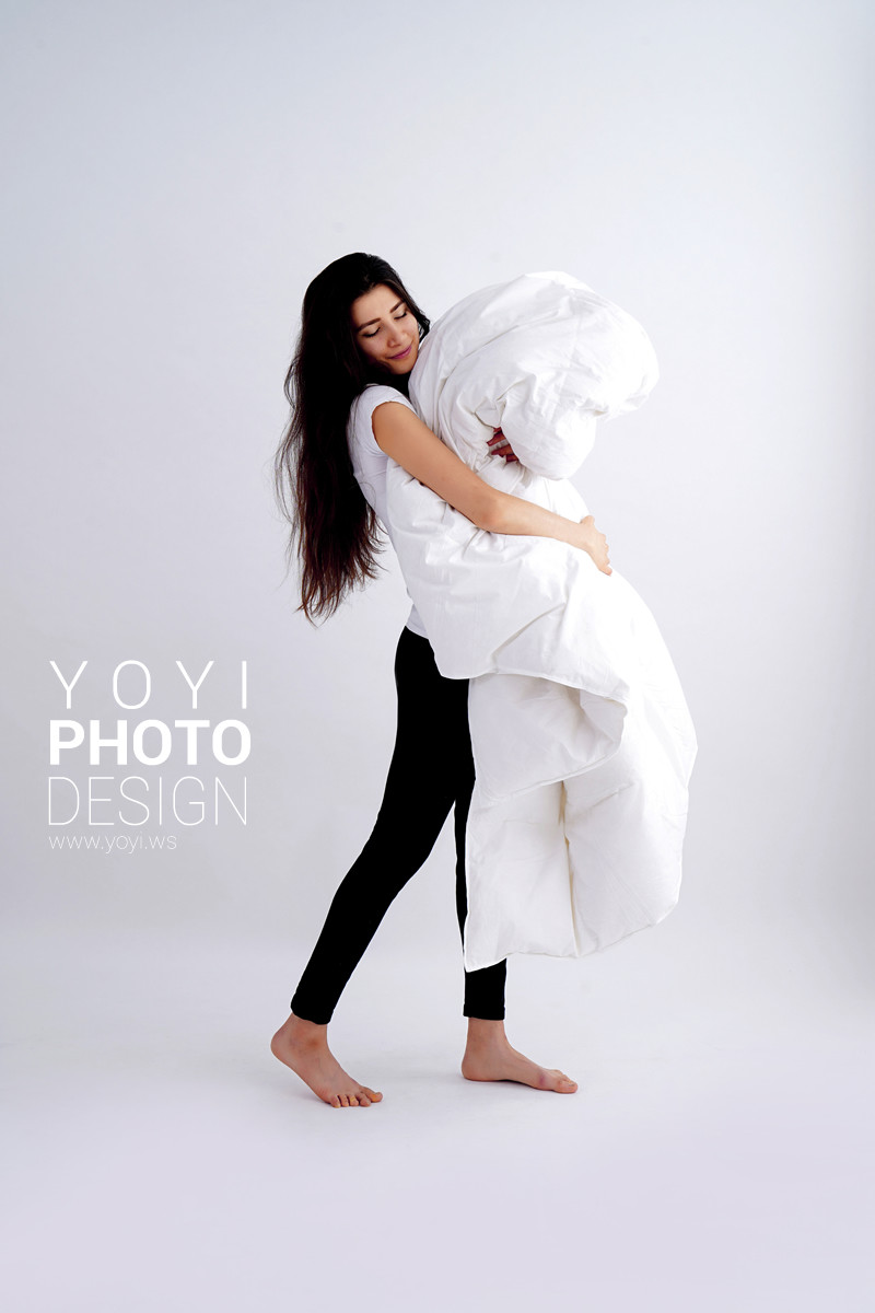 寢具商品攝影｜高品質純白羽絨被、床包組與極簡居家風格攝影 1