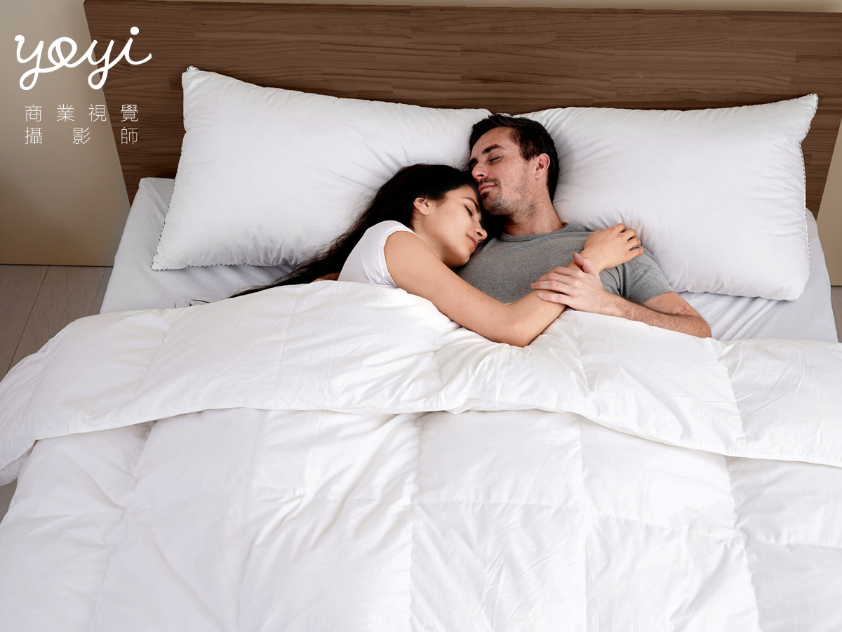 寢具商品攝影｜高品質純白羽絨被、床包組與極簡居家風格攝影 29