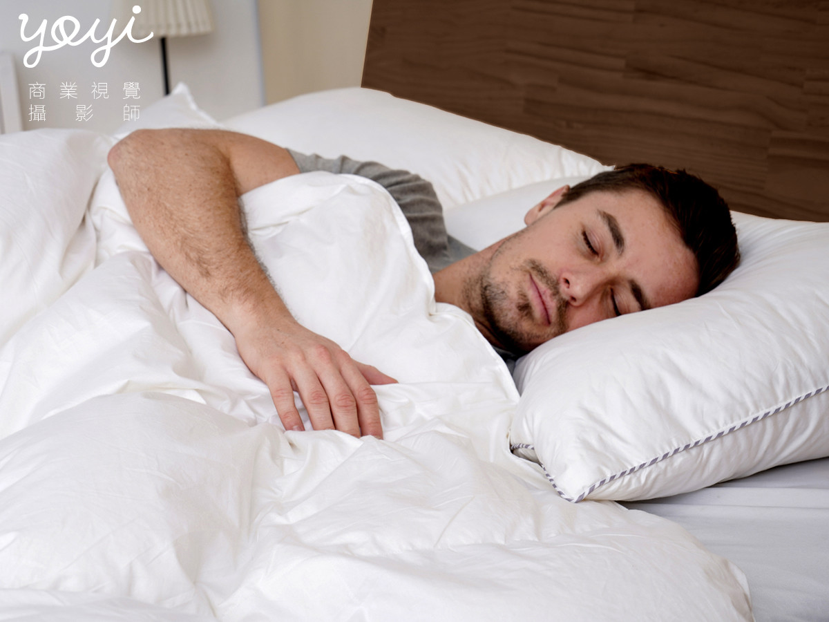 寢具商品攝影｜高品質純白羽絨被、床包組與極簡居家風格攝影 41