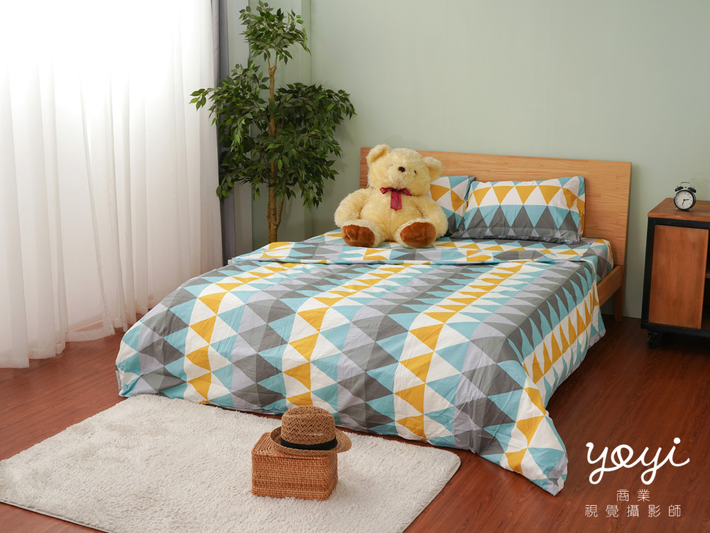 寢具商品攝影｜永研格紋床包組與溫馨居家臥室情境攝影 11