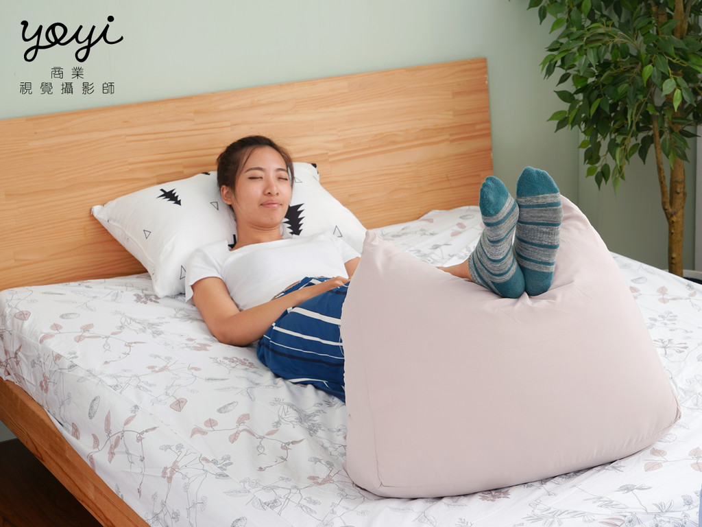 寢具商品攝影｜永研格紋床包組與溫馨居家臥室情境攝影 21