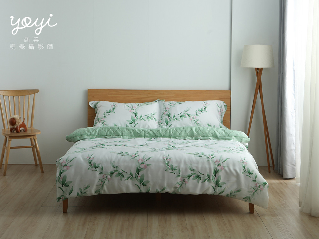 寢具商品攝影｜清爽色系印花床包組與自然採光居家風格攝影 3