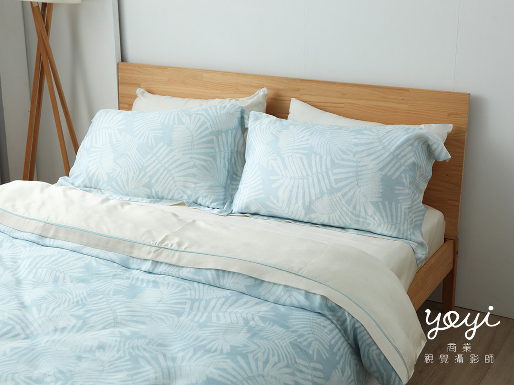 寢具商品攝影｜清爽色系印花床包組與自然採光居家風格攝影 25