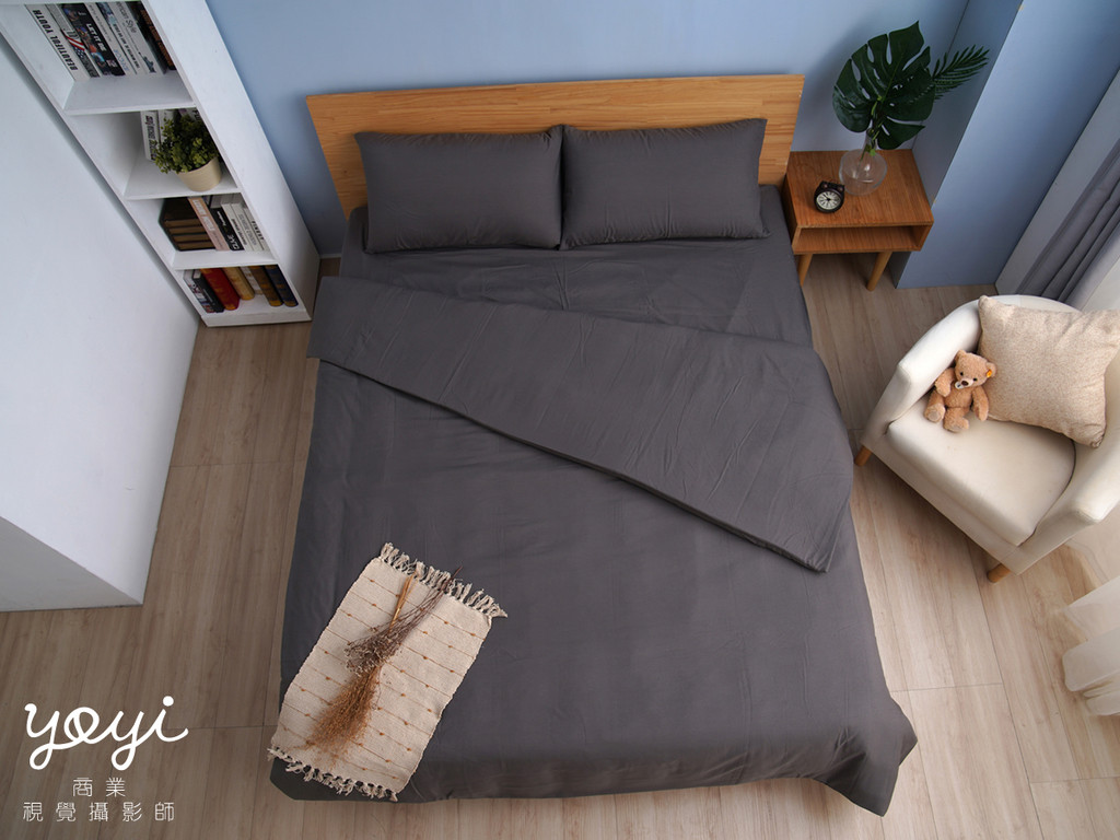 寢具商品攝影｜紫色調質感床包組與溫馨居家臥室情境攝影 5