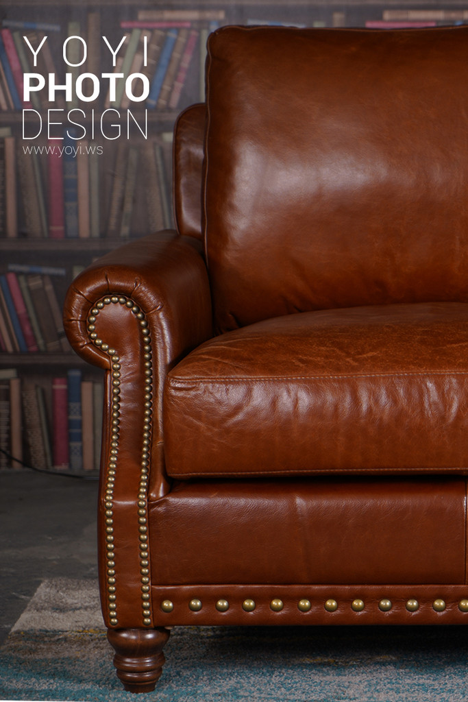 家具商品攝影｜純真年代經典紅色拉扣沙發與英式復古風格攝影 1