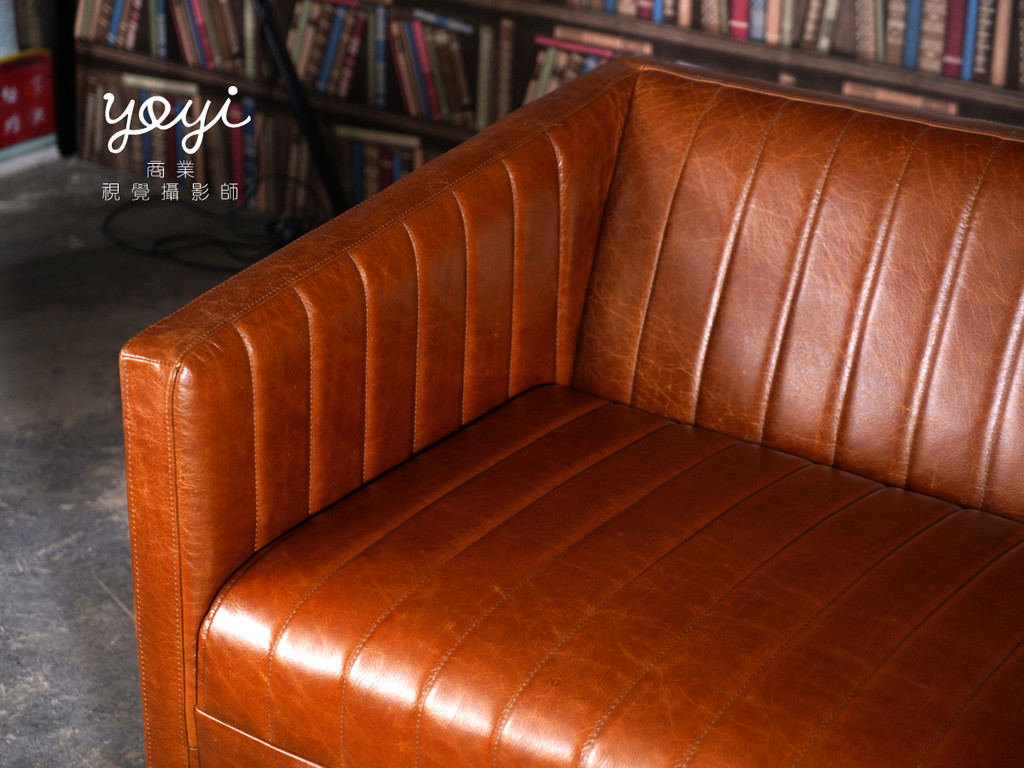 家具商品攝影｜純真年代經典紅色拉扣沙發與英式復古風格攝影 29