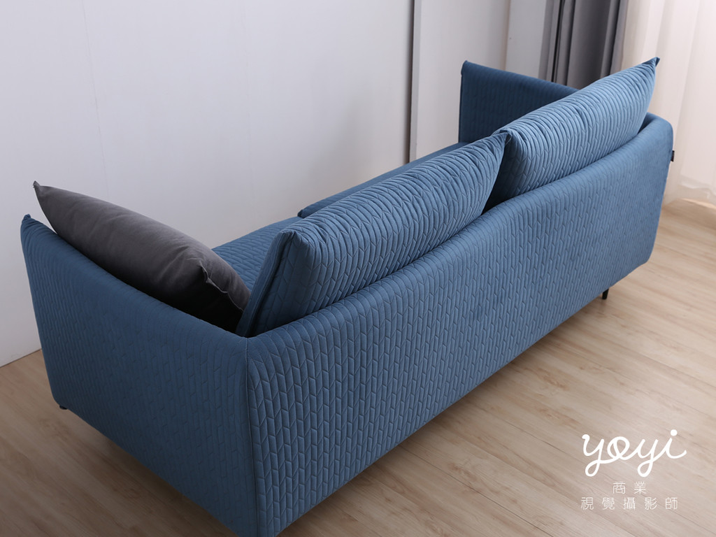 家具商品攝影｜現代風深綠絨面 L 型沙發與高質感居家空間攝影 57