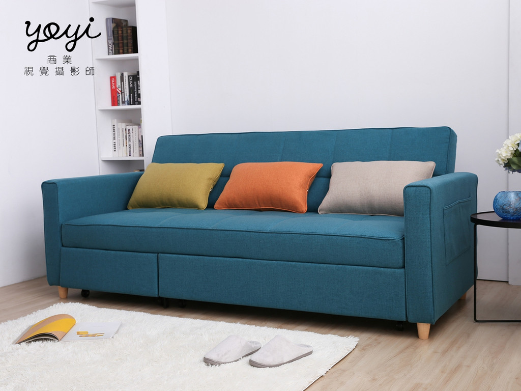 家具商品攝影｜現代風鮮紅 L 型布沙發與客廳空間美學攝影 3