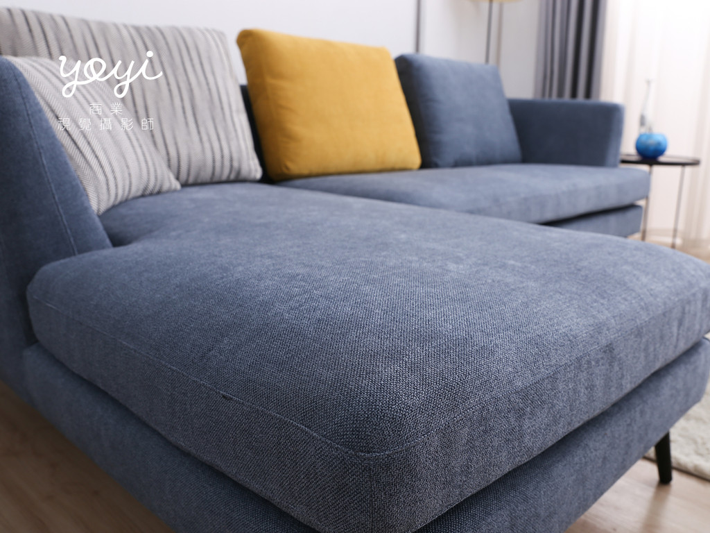 家具商品攝影｜現代風鮮紅 L 型布沙發與客廳空間美學攝影 21