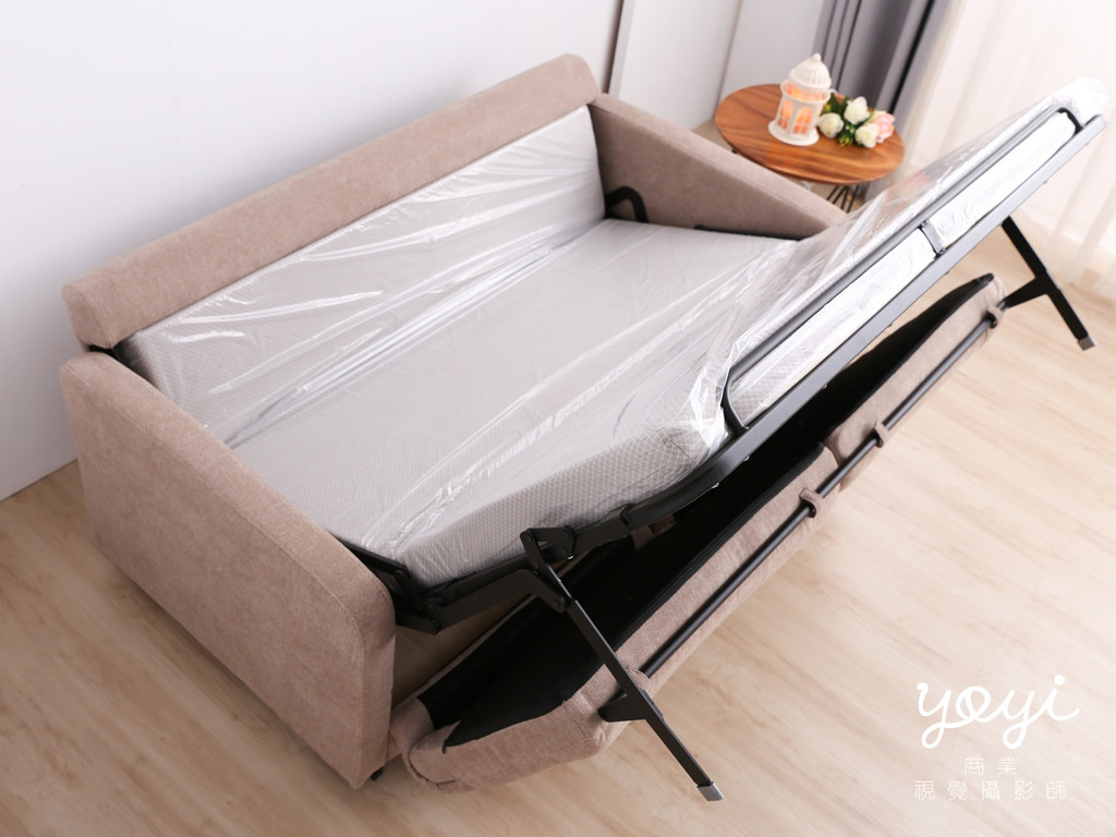 家具商品攝影｜現代風鮮紅 L 型布沙發與客廳空間美學攝影 41