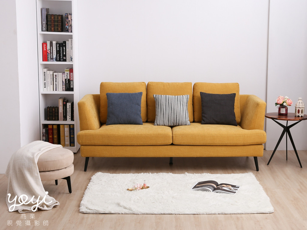 家具商品攝影｜現代風鮮紅 L 型布沙發與客廳空間美學攝影 59