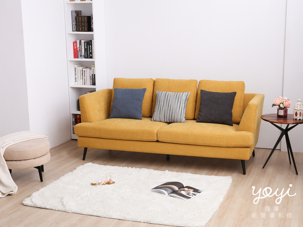 家具商品攝影｜現代風鮮紅 L 型布沙發與客廳空間美學攝影 61