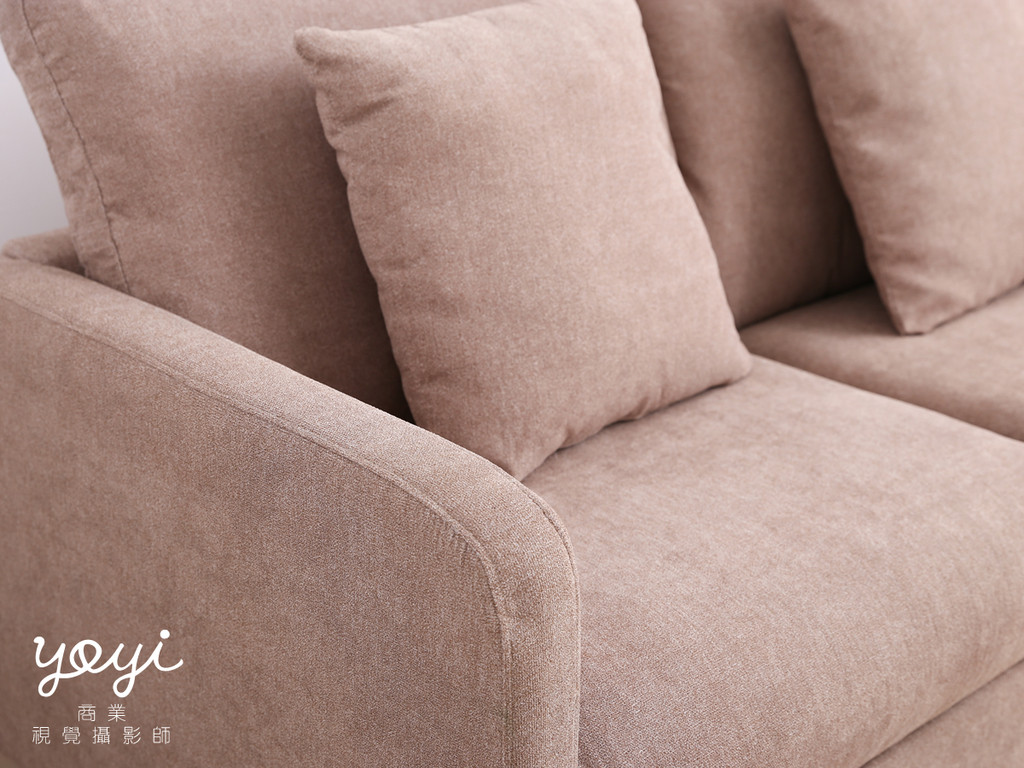 家具商品攝影｜現代風鮮紅 L 型布沙發與客廳空間美學攝影 63