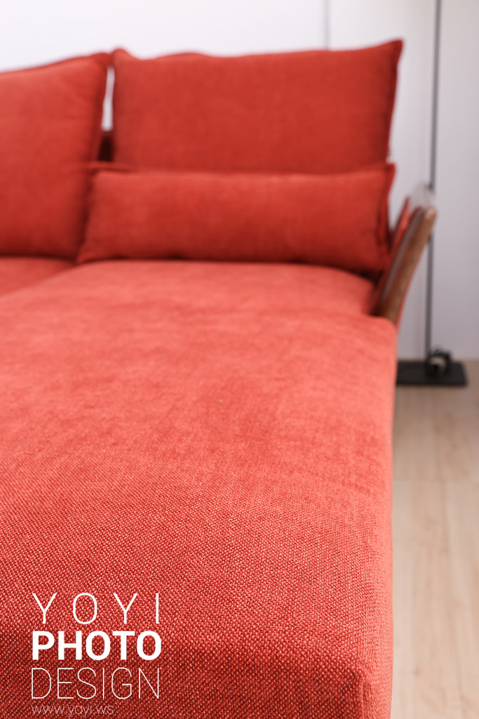 家具商品攝影｜現代風鮮紅 L 型布沙發與客廳空間美學攝影 91