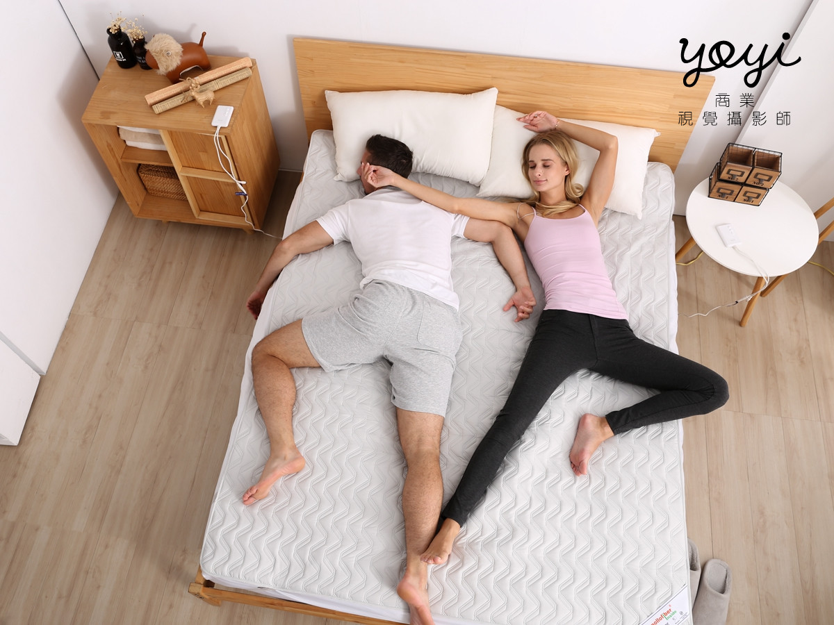 床墊商品攝影｜冬季保暖寢具、機能床墊與居家溫馨互動攝影 29