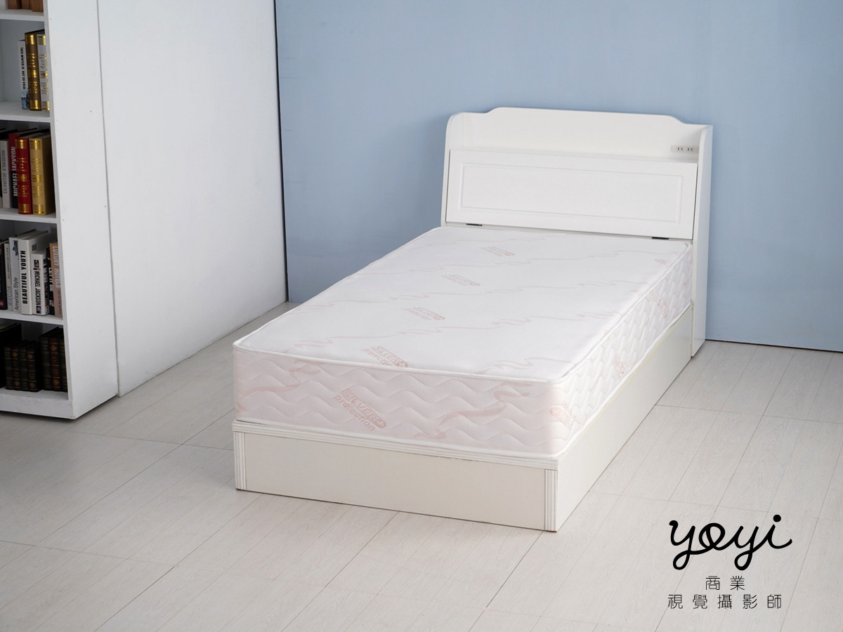 家具商品攝影｜金優德白色木質兒童雙層床架與溫馨臥室空間攝影 13