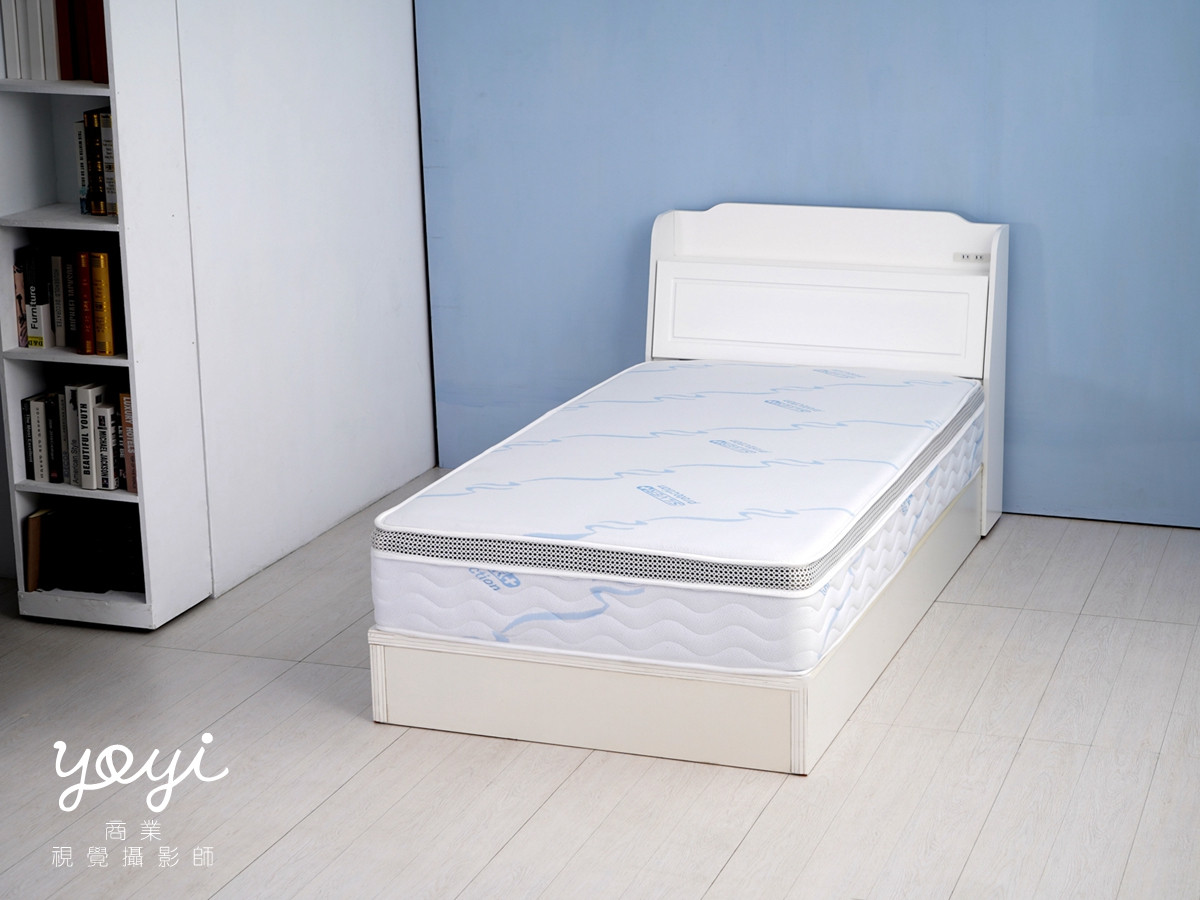 家具商品攝影｜金優德白色木質兒童雙層床架與溫馨臥室空間攝影 17