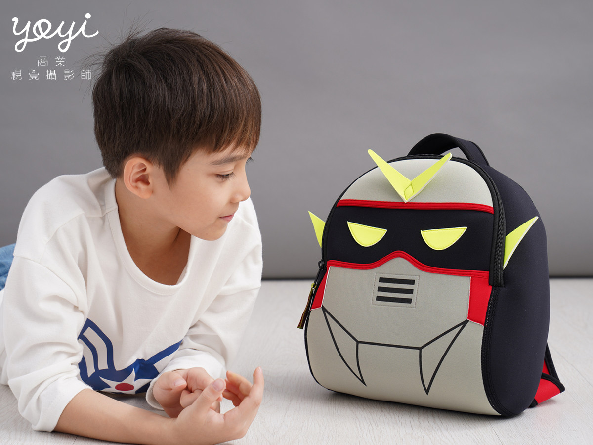 兒童用品攝影｜創意兒童書包、護脊書包與小模特兒實穿情境攝影 5
