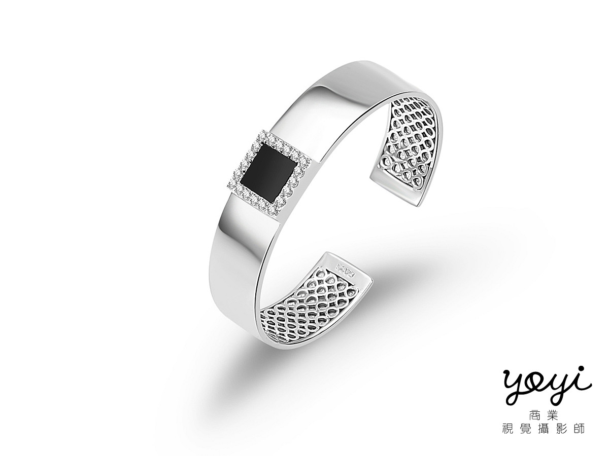 飾品商品攝影｜量子銀手環、項鍊與精品銀飾特寫視覺攝影 1
