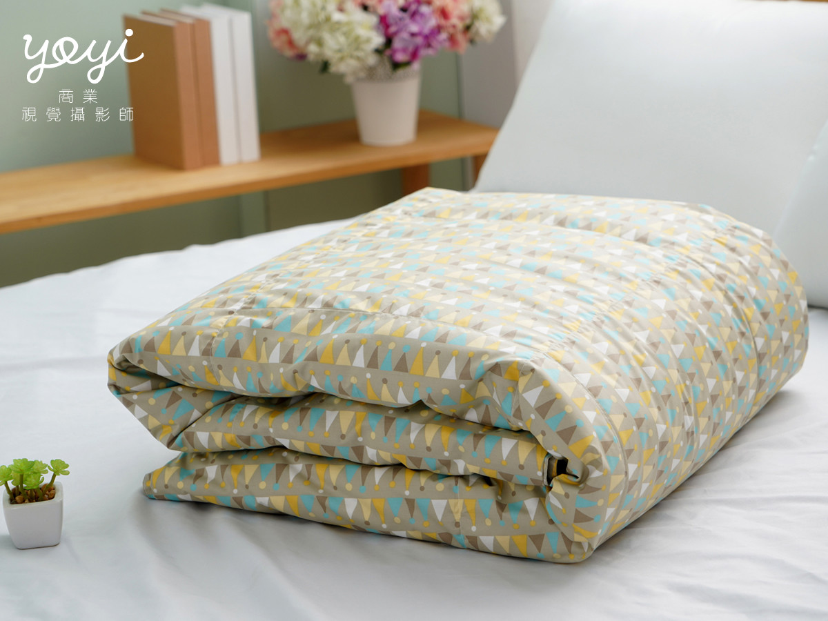 寢具商品攝影｜極簡純色床包組與布料材質細節特寫攝影｜羽藏 15