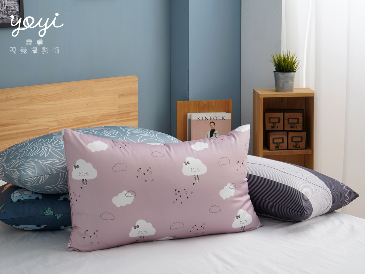 寢具商品攝影｜碎花圖騰床包組與明亮居家臥室情境攝影｜淳彌 9