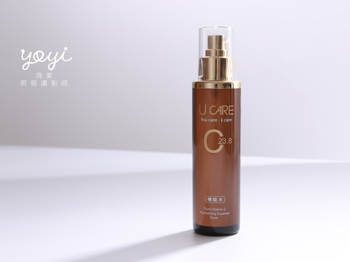 美妝保養品攝影｜質感棕色精華液瓶身與簡約美感特寫攝影 9