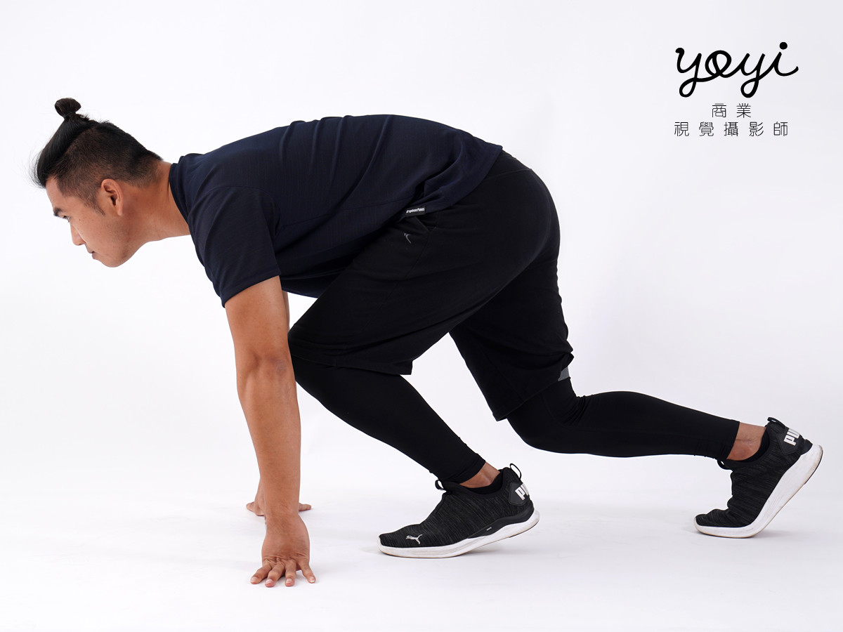 服飾攝影｜機能性石墨烯 T-shirt 與男女休閒服飾模特兒情境攝影 21