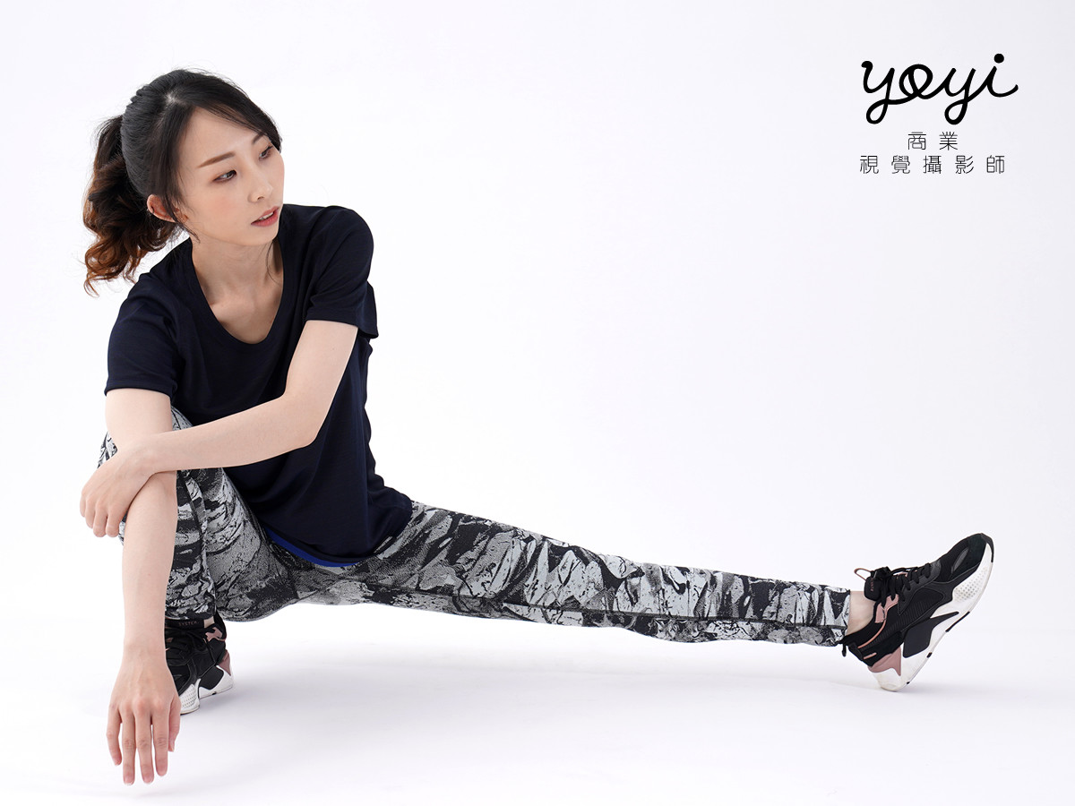 服飾攝影｜機能性石墨烯 T-shirt 與男女休閒服飾模特兒情境攝影 35