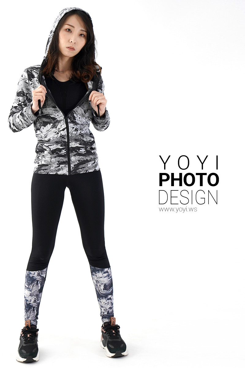 服飾攝影｜機能性石墨烯 T-shirt 與男女休閒服飾模特兒情境攝影 39