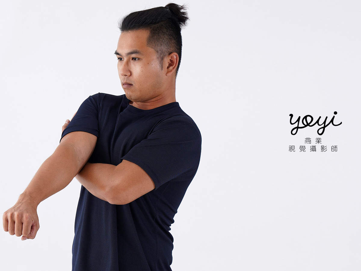 服飾攝影｜機能性石墨烯 T-shirt 與男女休閒服飾模特兒情境攝影 41