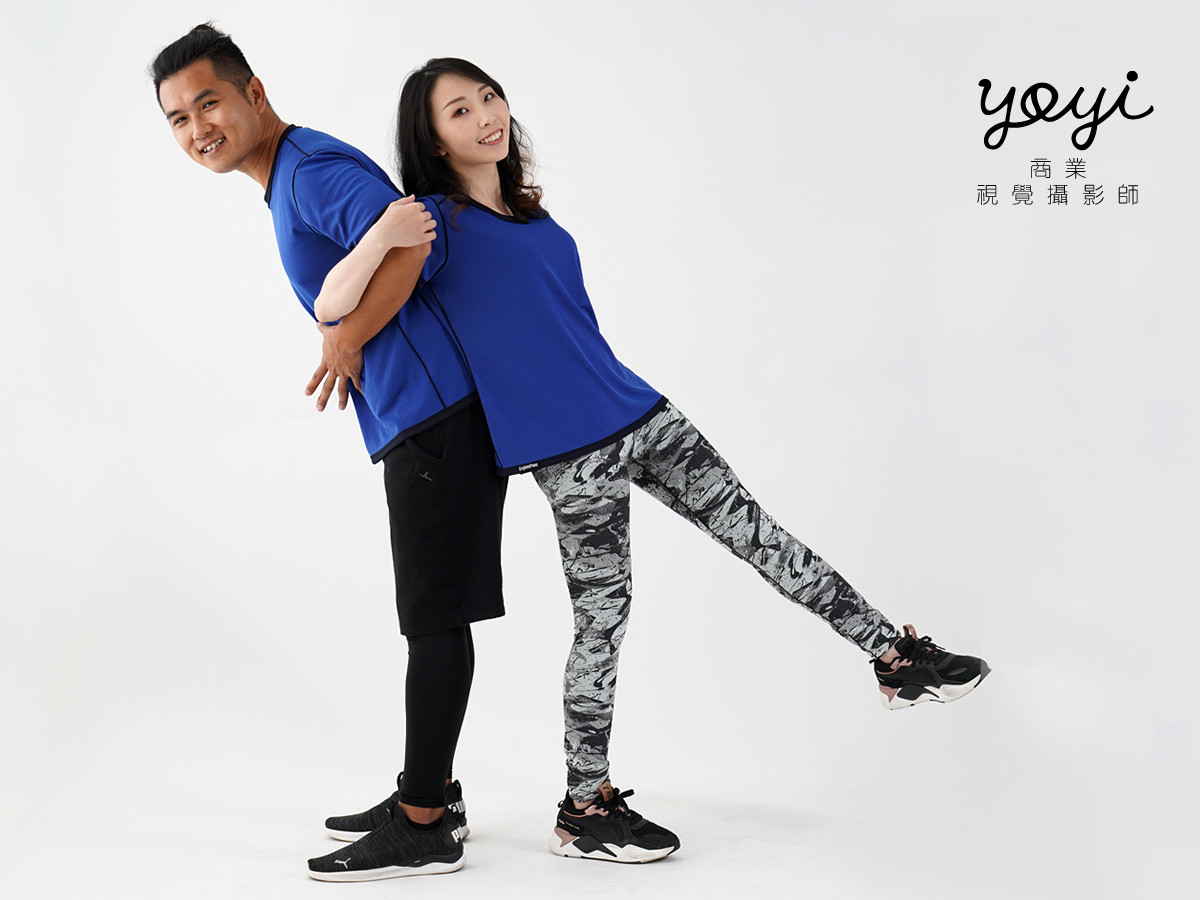 服飾攝影｜機能性石墨烯 T-shirt 與男女休閒服飾模特兒情境攝影 81