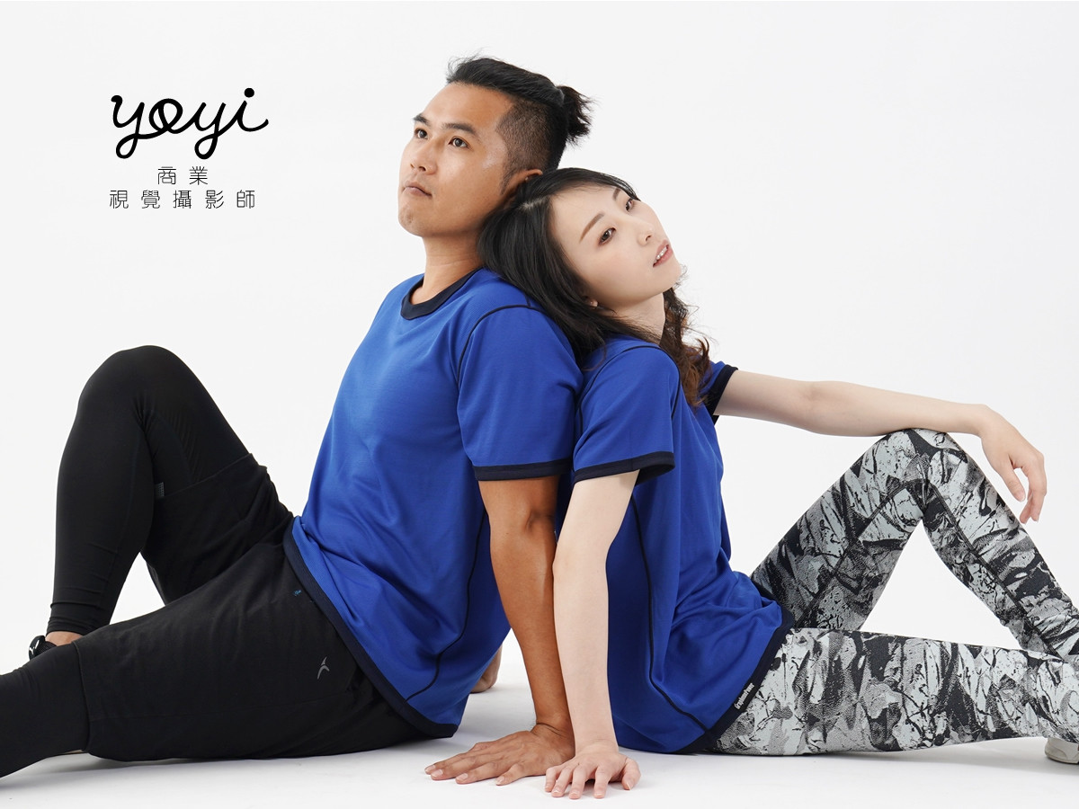 服飾攝影｜機能性石墨烯 T-shirt 與男女休閒服飾模特兒情境攝影 89