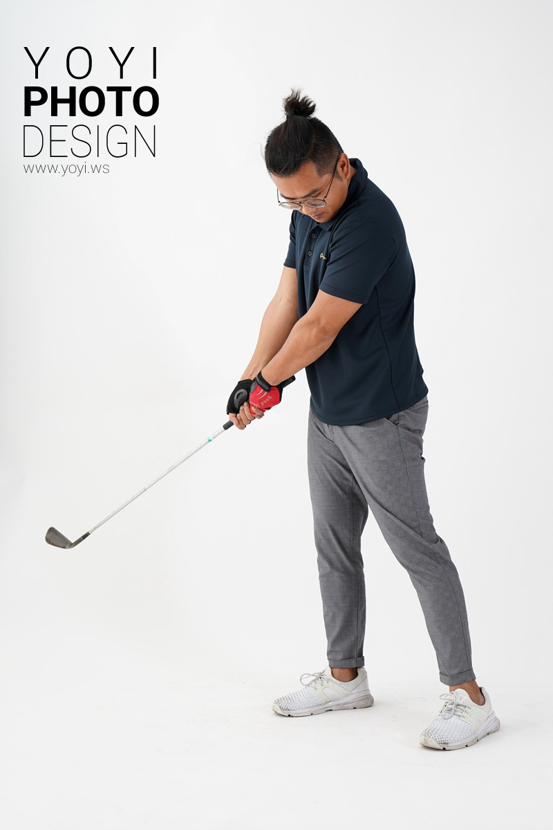 服飾攝影｜機能性石墨烯 T-shirt 與男女休閒服飾模特兒情境攝影 117