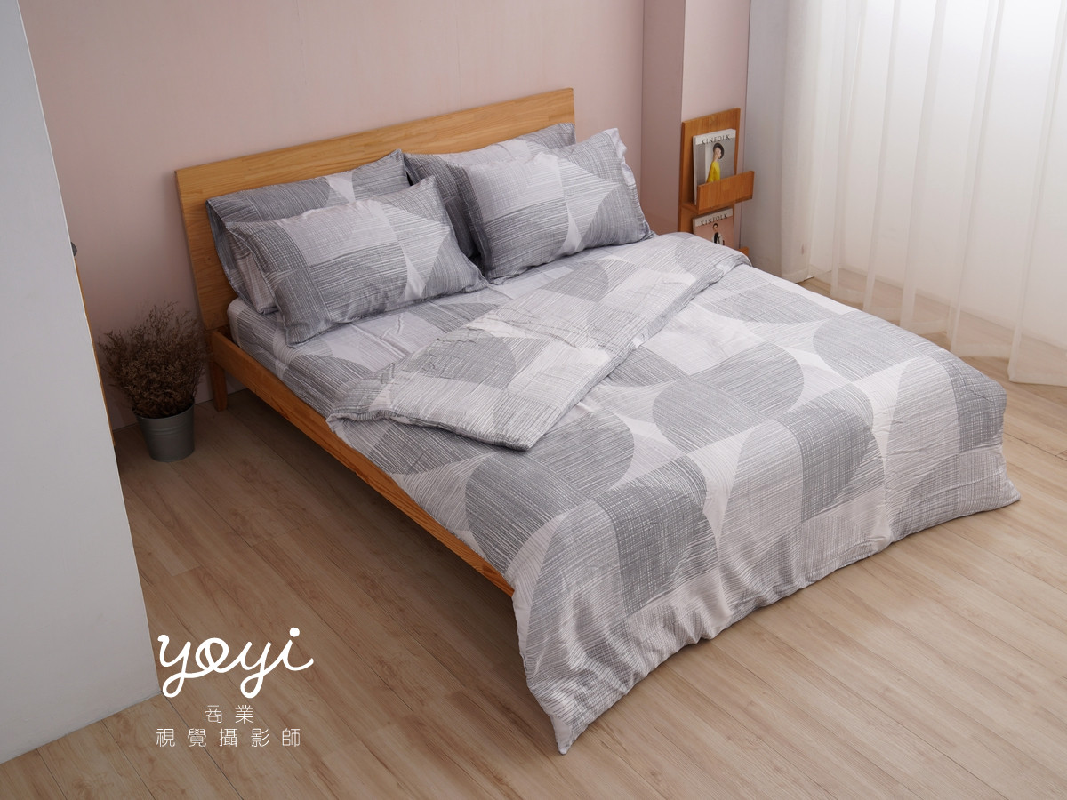 寢具商品攝影｜高級金色調緞面雙人床包組居家風格攝影 55