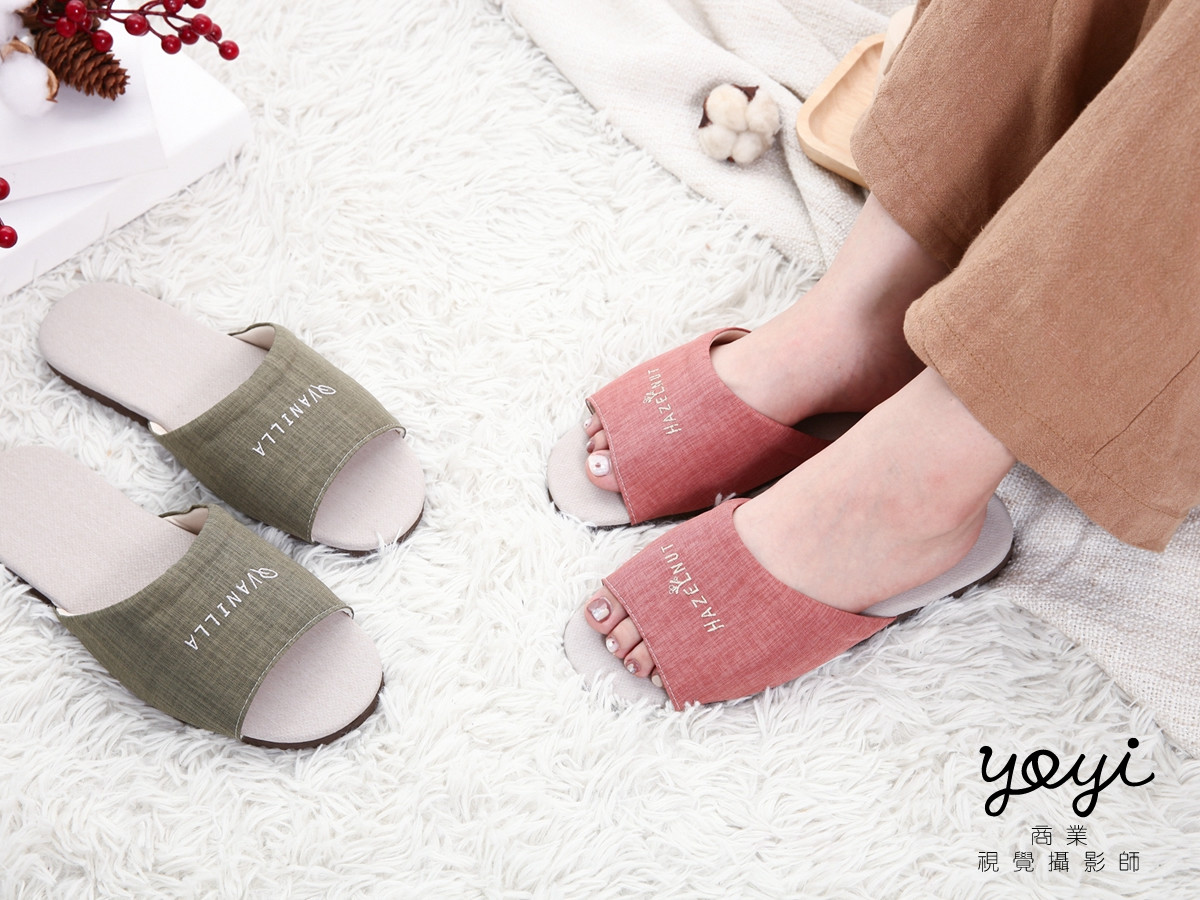室內鞋履攝影｜灰系格子與格紋質感室內拖鞋攝影｜太松 43