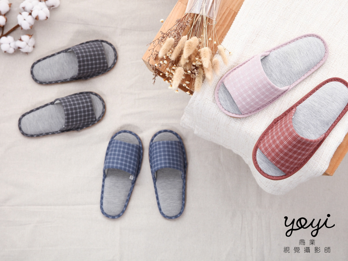 室內鞋履攝影｜灰系格子與格紋質感室內拖鞋攝影｜太松 57