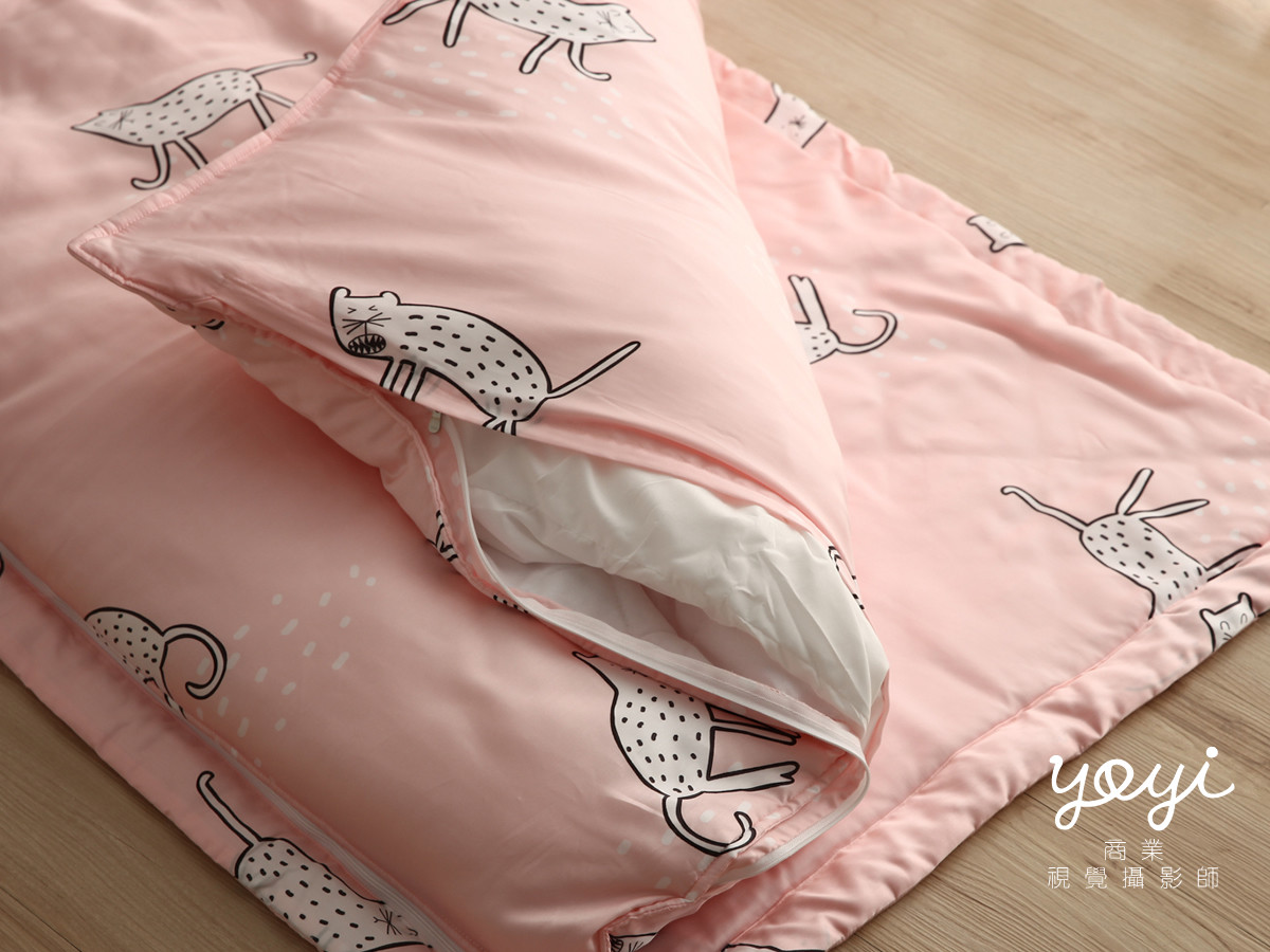 寢具商品攝影｜白藍配色簡約風格雙人床包組居家情境攝影 119