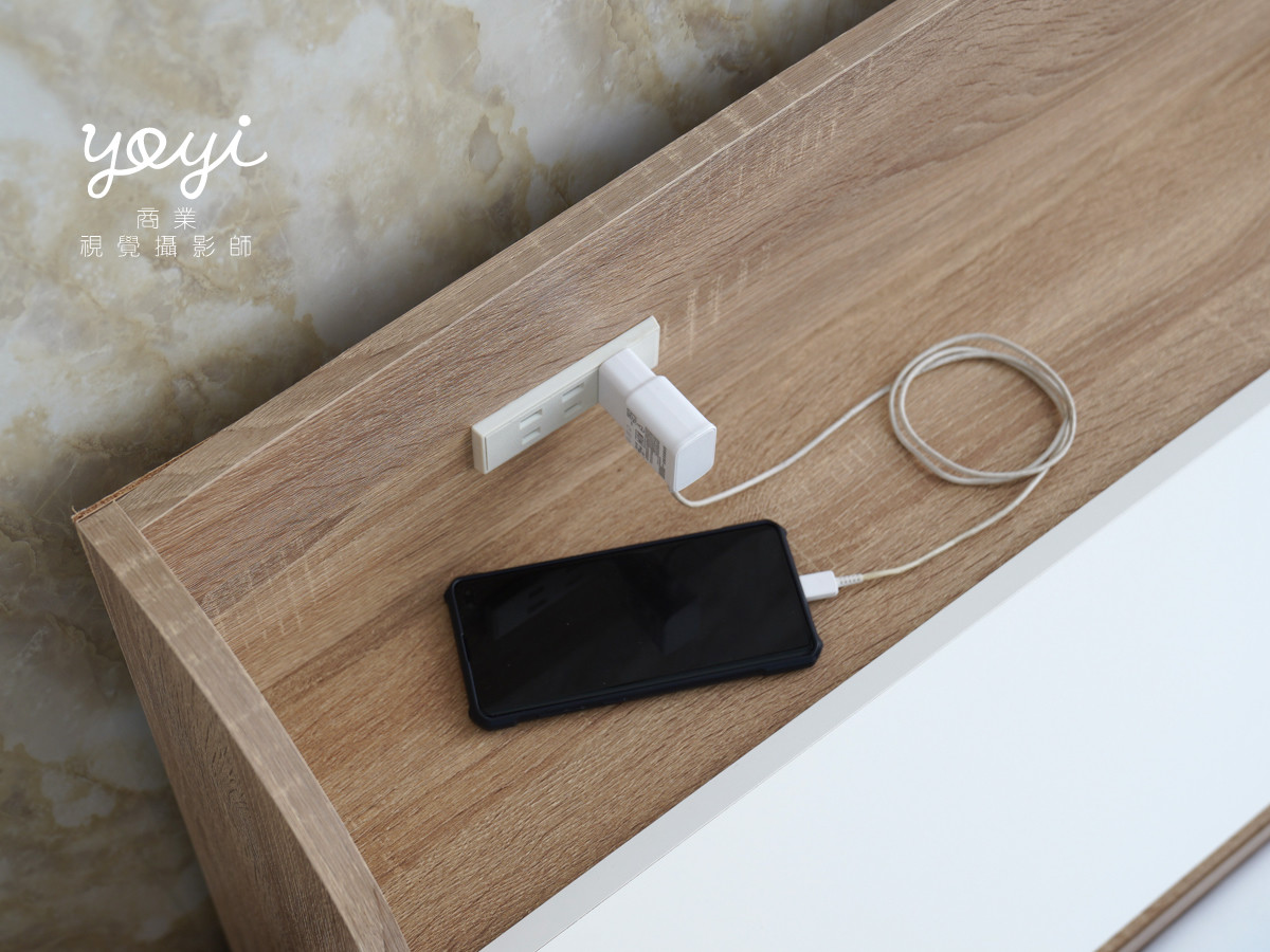 家具商品攝影｜質感白色雙人床架與臥室家具空間攝影｜金優德 19