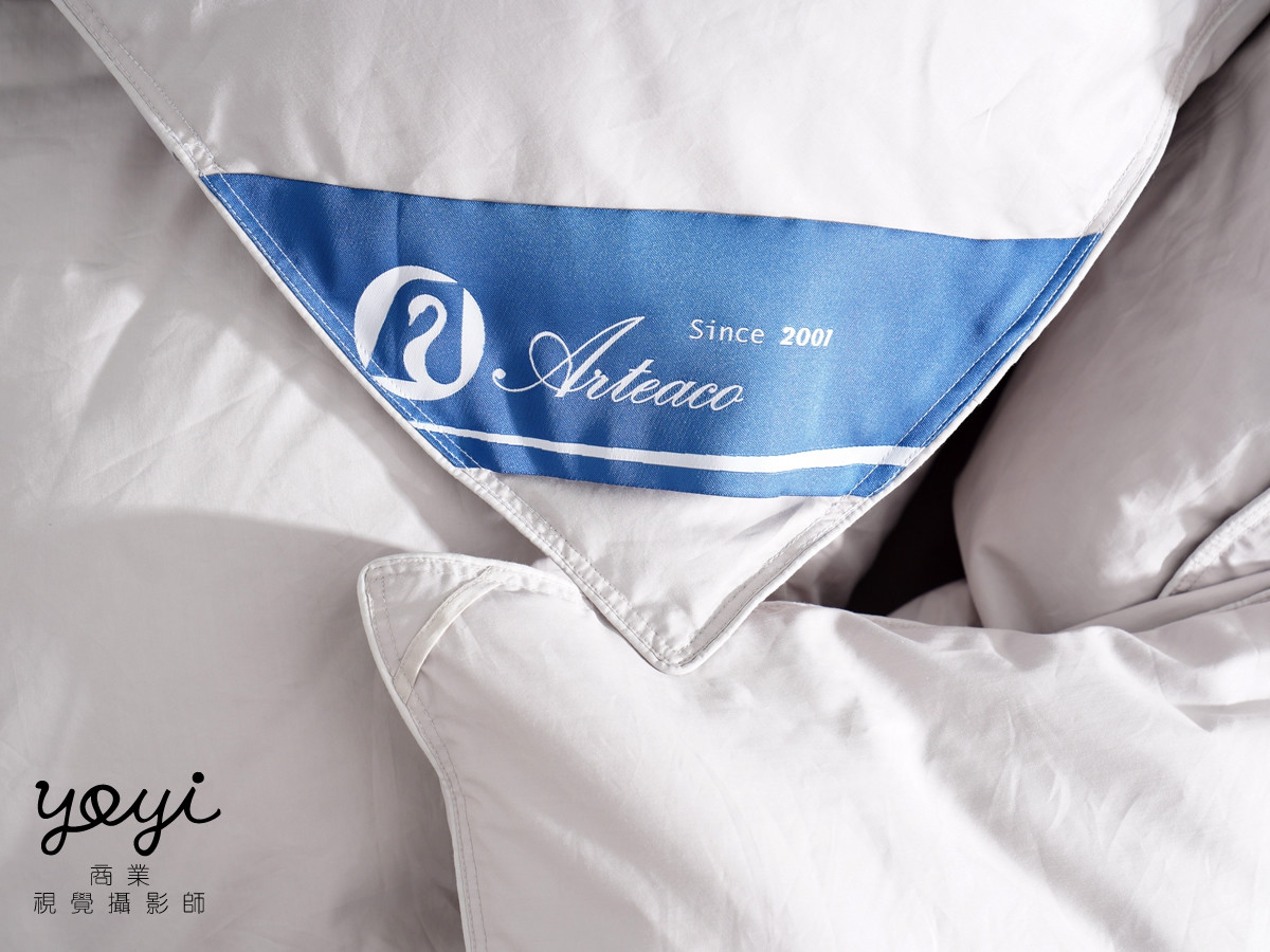 寢具商品攝影｜純白極簡風雙人床包組與明亮臥室情境攝影 19