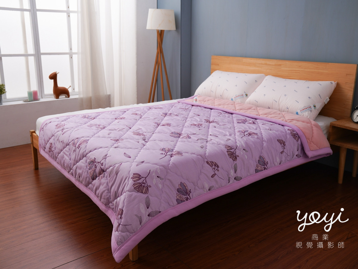 寢具商品攝影｜紫色調質感涼被與舒適居家臥室情境攝影 29