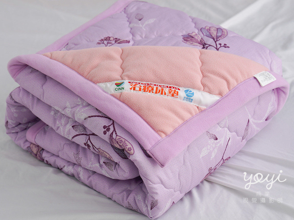 寢具商品攝影｜紫色調質感涼被與舒適居家臥室情境攝影 45